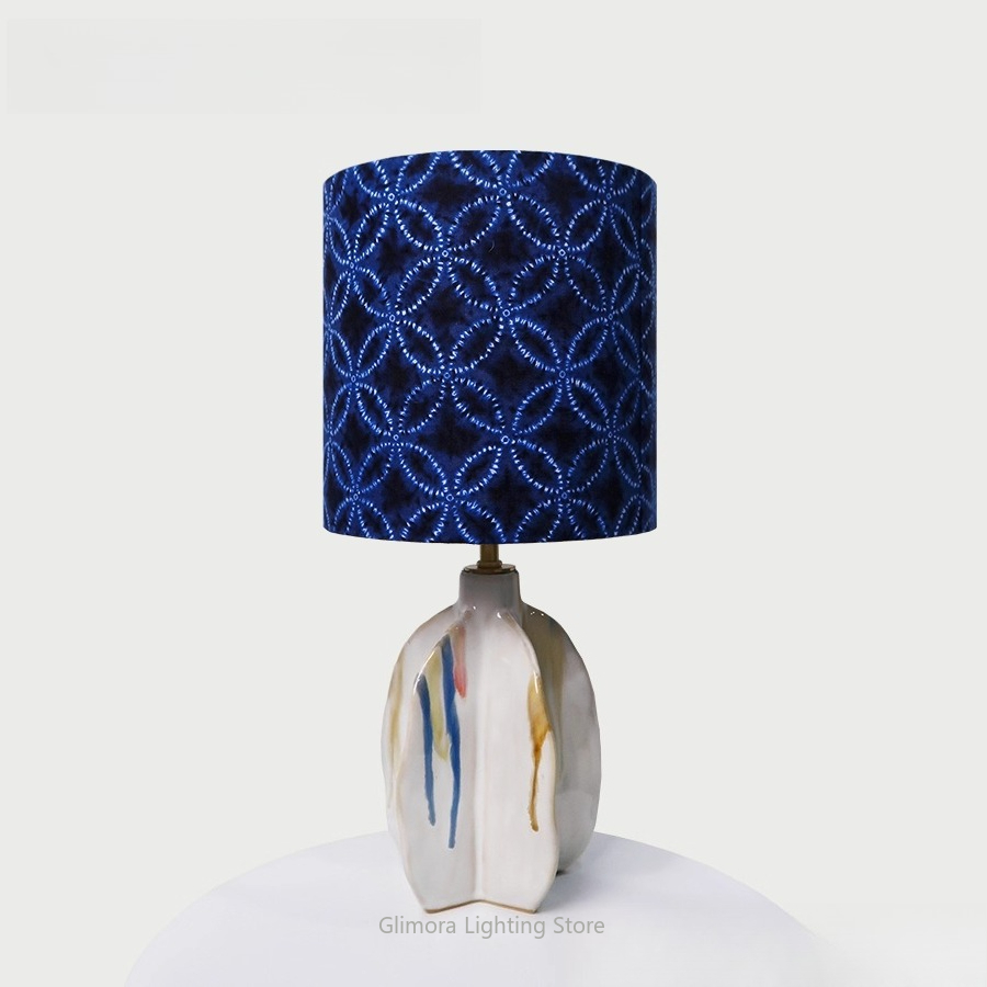 Century Textile & Sewing Supply - Liberty Stoff-Tischlampe: Importiertes Textil mit Mid-Century-Design,
